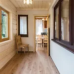 Apartment Apartament Przy Lesie 2