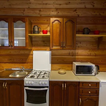 Lägenhet Udanypobyt Przy Lesie 2