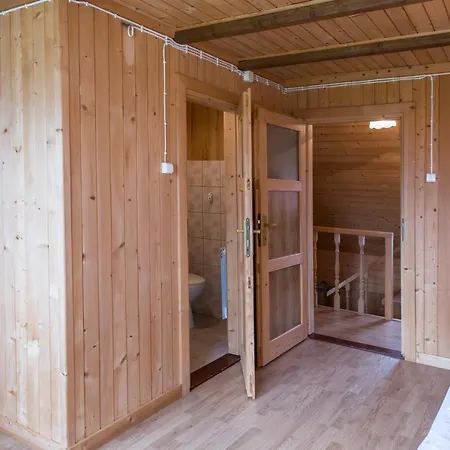 Udanypobyt Przy Lesie 2