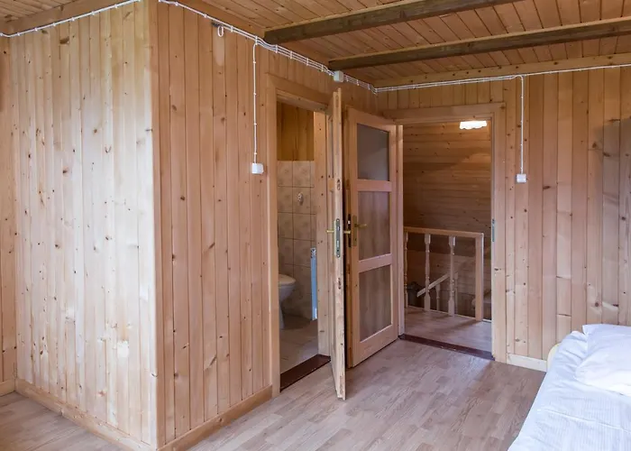 Udanypobyt Przy Lesie 2